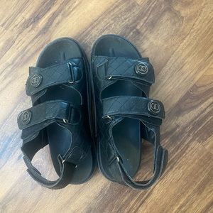 Trendy chunky sandals